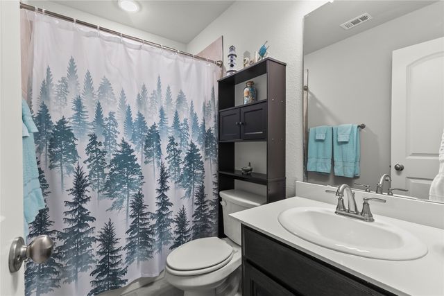 6810 Topaz Drive, Greenville, TX 75402