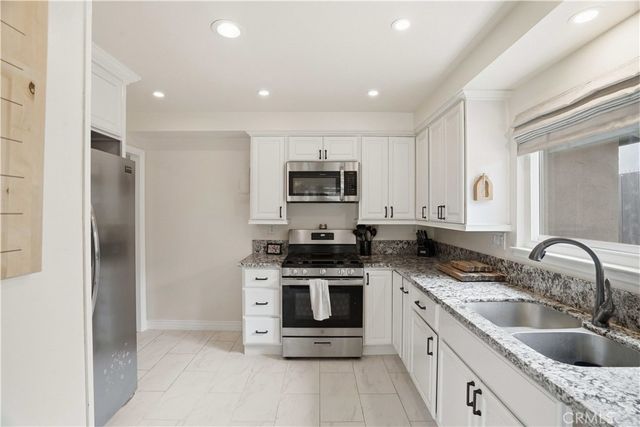 30046 Abelia, Canyon Country, CA 91387