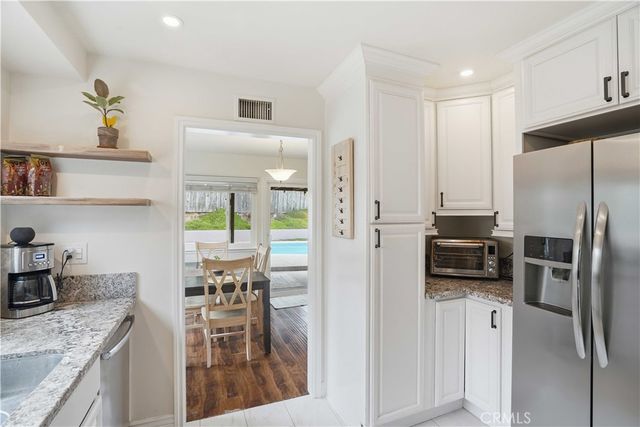 30046 Abelia, Canyon Country, CA 91387