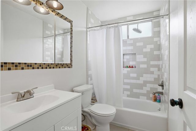 30046 Abelia, Canyon Country, CA 91387