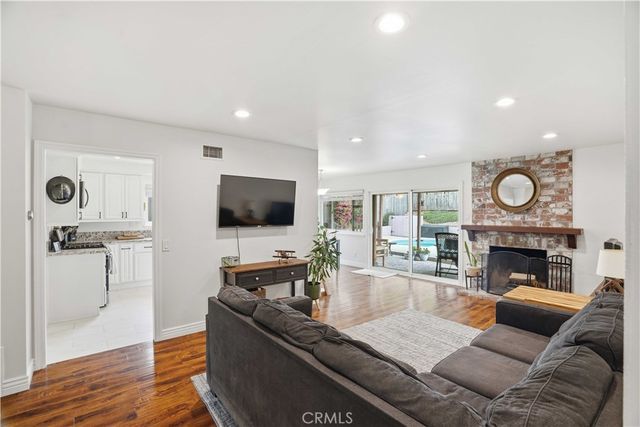 30046 Abelia, Canyon Country, CA 91387