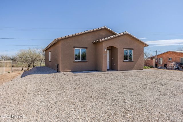 6350 S Oriole Circle, Tucson, AZ 85746