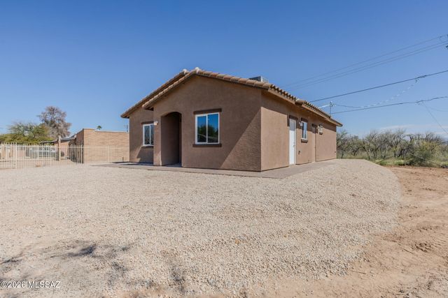 6350 S Oriole Circle, Tucson, AZ 85746