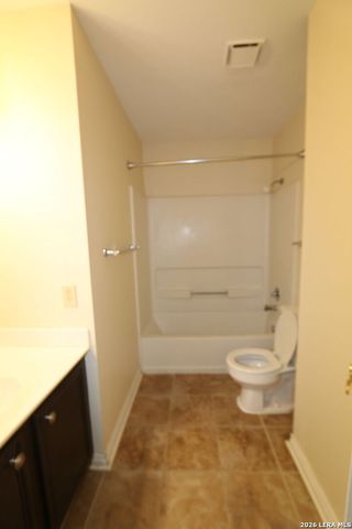 115 Country Lane, Castroville, TX 78009