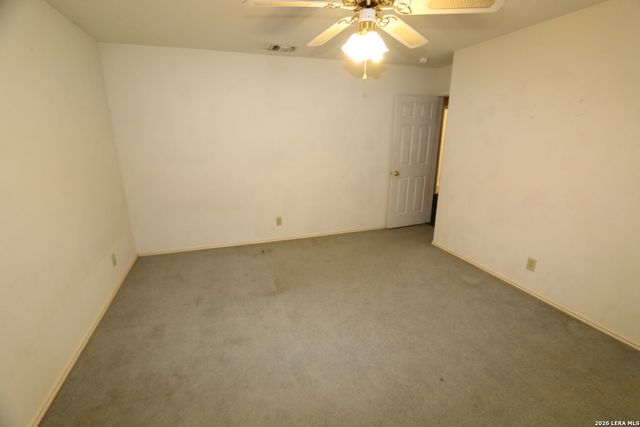 115 Country Lane, Castroville, TX 78009