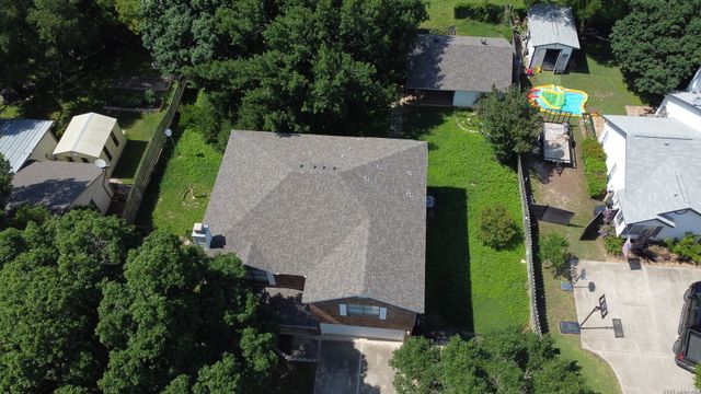 115 Country Lane, Castroville, TX 78009