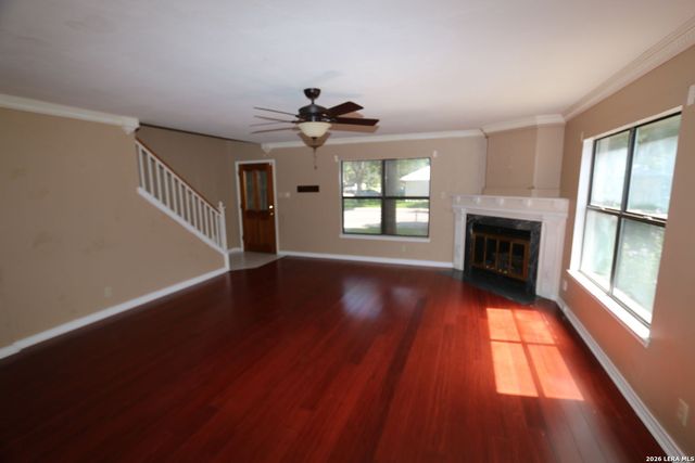115 Country Lane, Castroville, TX 78009