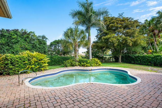 16337 Mira Vista Lane, Delray Beach, FL 33446