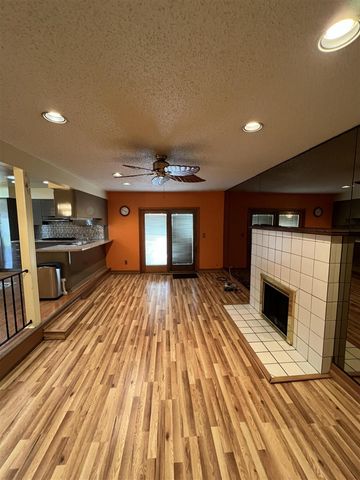 14281 Elgin Street, Oak Park, MI 48237