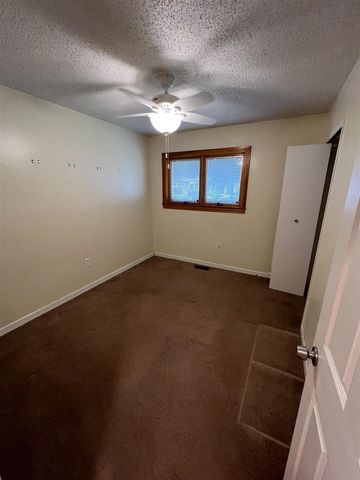 14281 Elgin Street, Oak Park, MI 48237