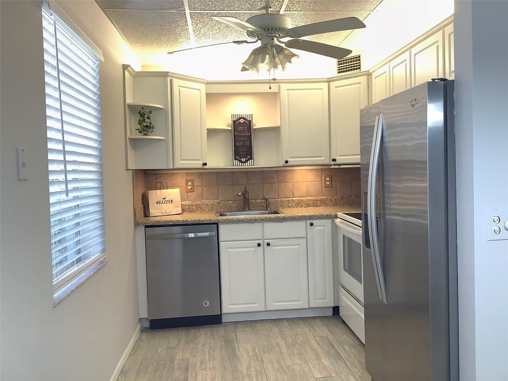 70 Normandy B, Delray Beach, FL 33484