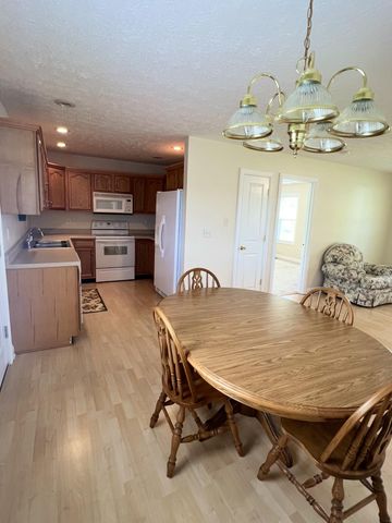 373 Lawless Lane, Jamestown, KY 42629