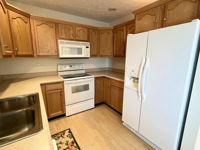 373 Lawless Lane, Jamestown, KY 42629