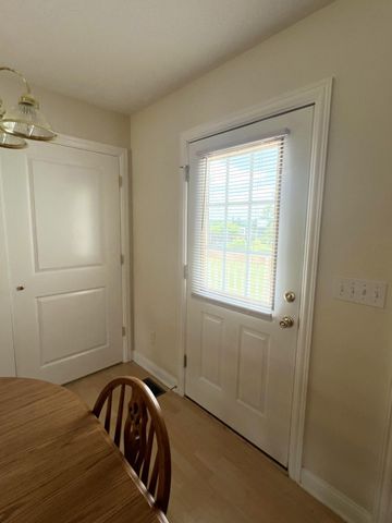 373 Lawless Lane, Jamestown, KY 42629