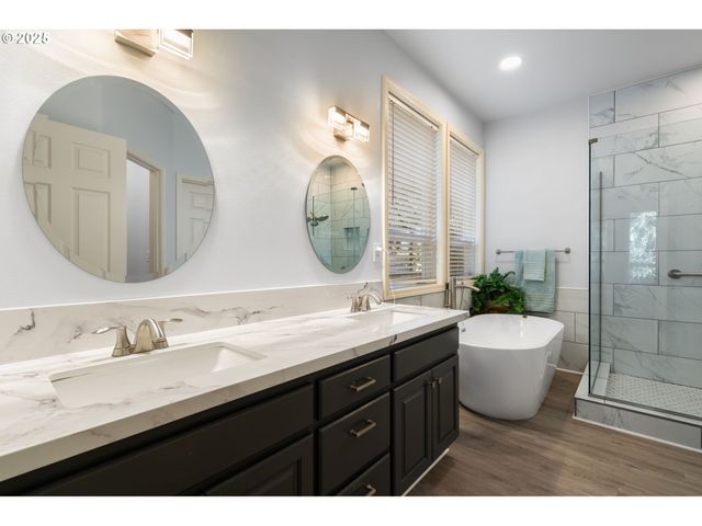 12449 Sw 55TH Pl, Portland, OR 97219