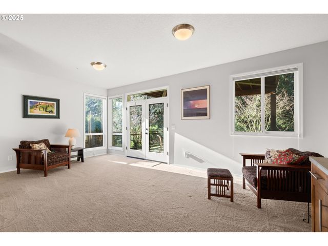 12449 Sw 55TH Pl, Portland, OR 97219