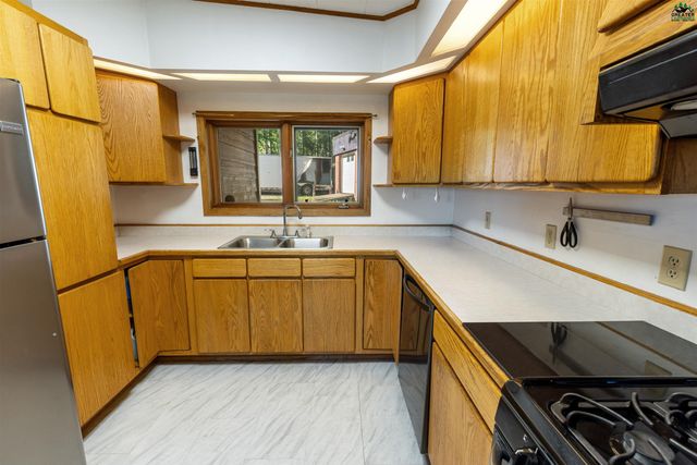 684 TEKOA TRAIL, Fairbanks, AK 99712