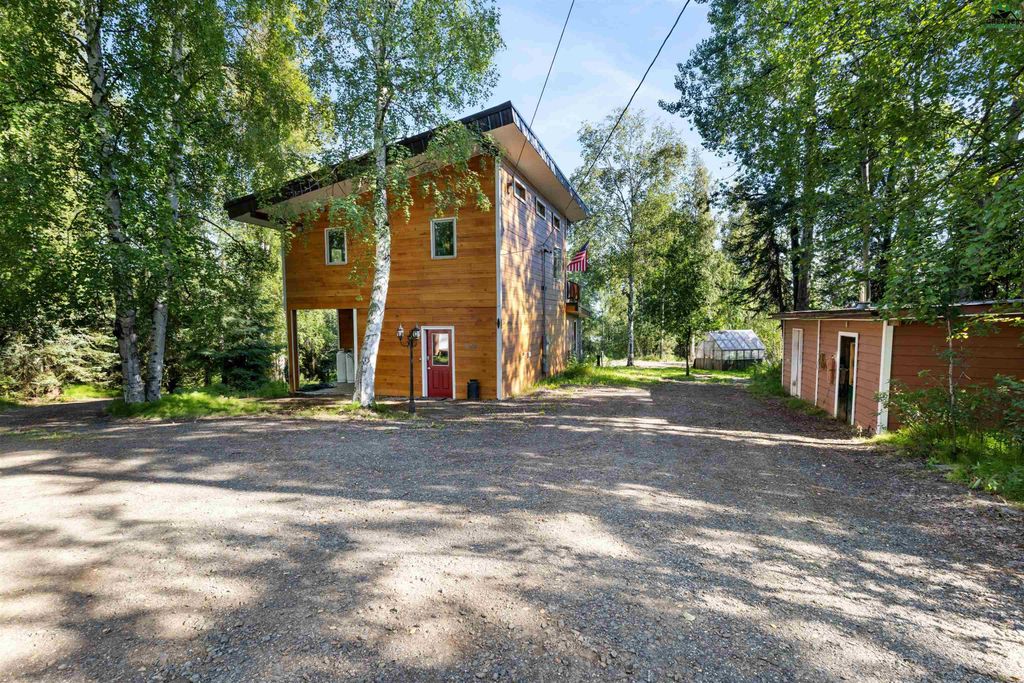 684 TEKOA TRAIL, Fairbanks, AK 99712