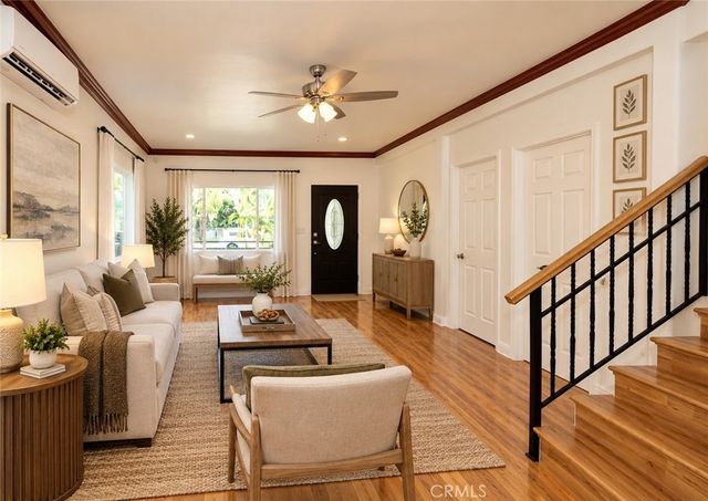 1330 W 48th, Los Angeles, CA 90037