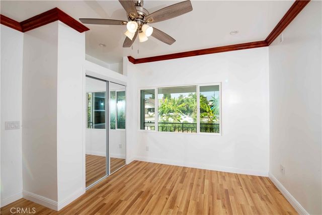 1330 W 48th, Los Angeles, CA 90037