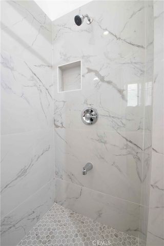 1330 W 48th, Los Angeles, CA 90037