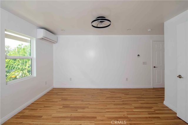 1330 W 48th, Los Angeles, CA 90037