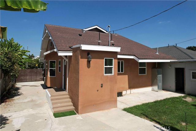 1330 W 48th, Los Angeles, CA 90037