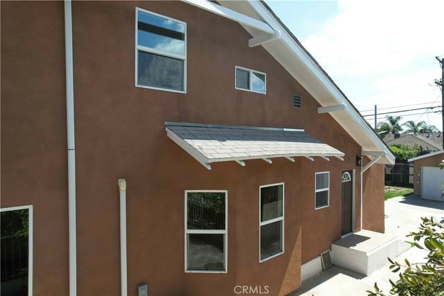 1330 W 48th, Los Angeles, CA 90037