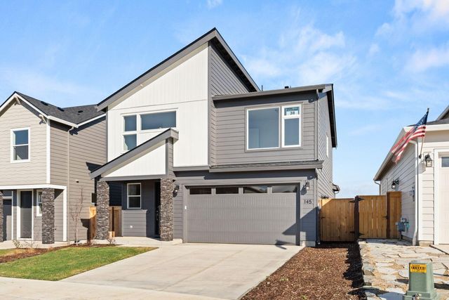 145 Valemont Drive 38, Eagle Point, OR 97524