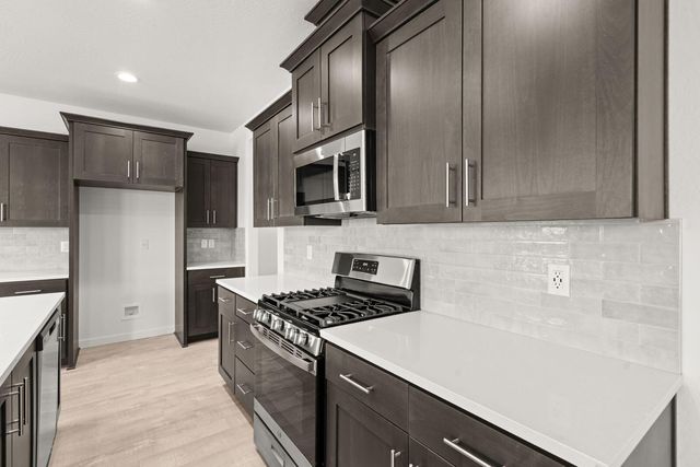 145 Valemont Drive 38, Eagle Point, OR 97524