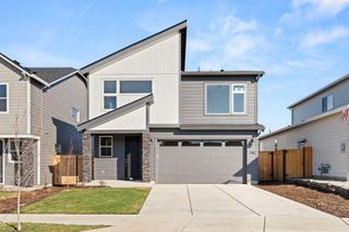 145 Valemont Drive 38, Eagle Point, OR 97524