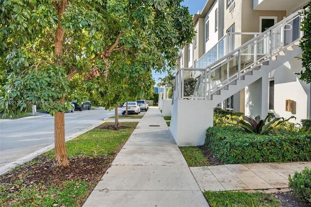 6310 NW 103rd Pl 104, Doral, FL 33178