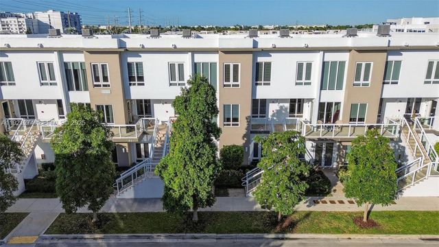 6310 NW 103rd Pl 104, Doral, FL 33178