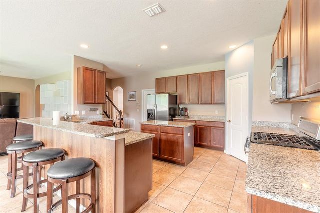 206 LAUREL POINT COURT, Deland, FL 32724