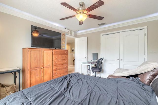 206 LAUREL POINT COURT, Deland, FL 32724