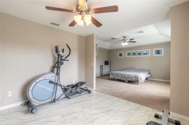 206 LAUREL POINT COURT, Deland, FL 32724