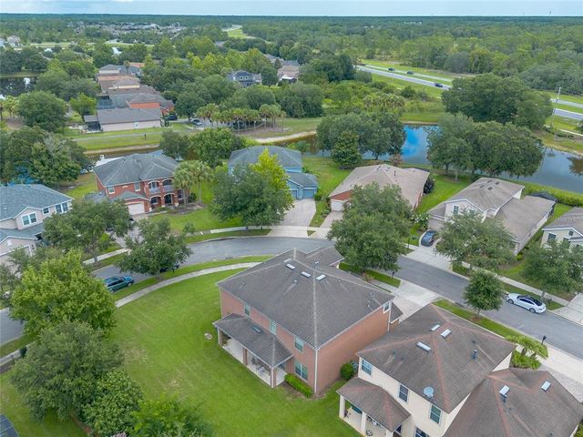 206 LAUREL POINT COURT, Deland, FL 32724