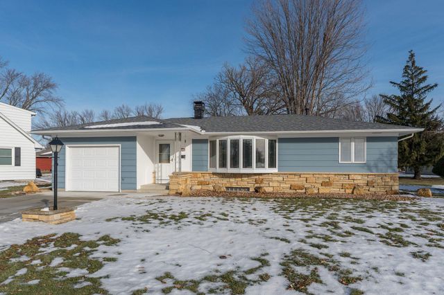 229 Pfau Street, Mankato, MN 56001