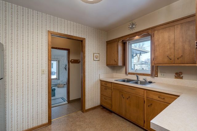 229 Pfau Street, Mankato, MN 56001