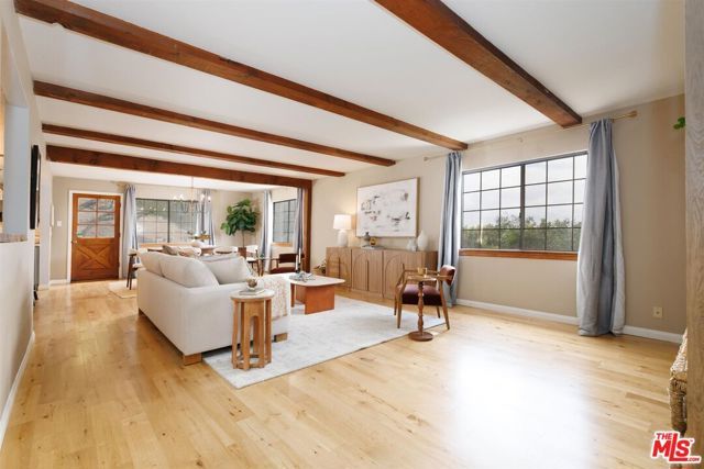 2101 Tondolea Lane, La Canada Flintridge, CA 91011