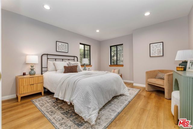 2101 Tondolea Lane, La Canada Flintridge, CA 91011
