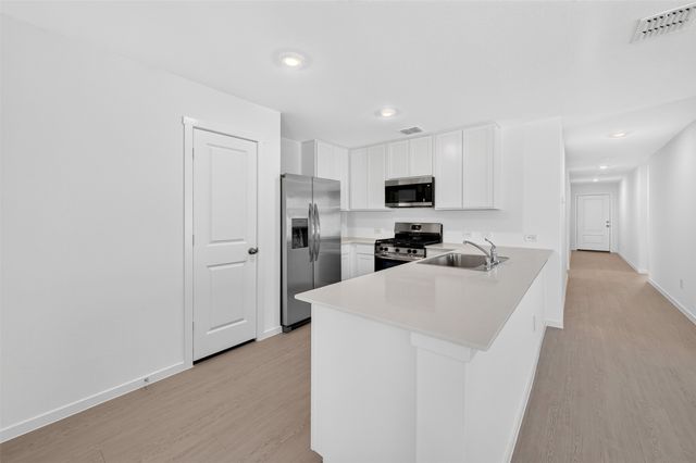 10752 Gun Barrel Street, Fort Worth, TX 76108
