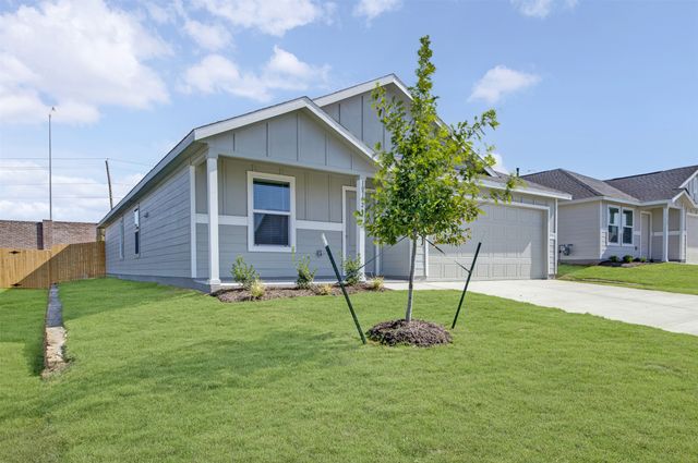 10752 Gun Barrel Street, Fort Worth, TX 76108