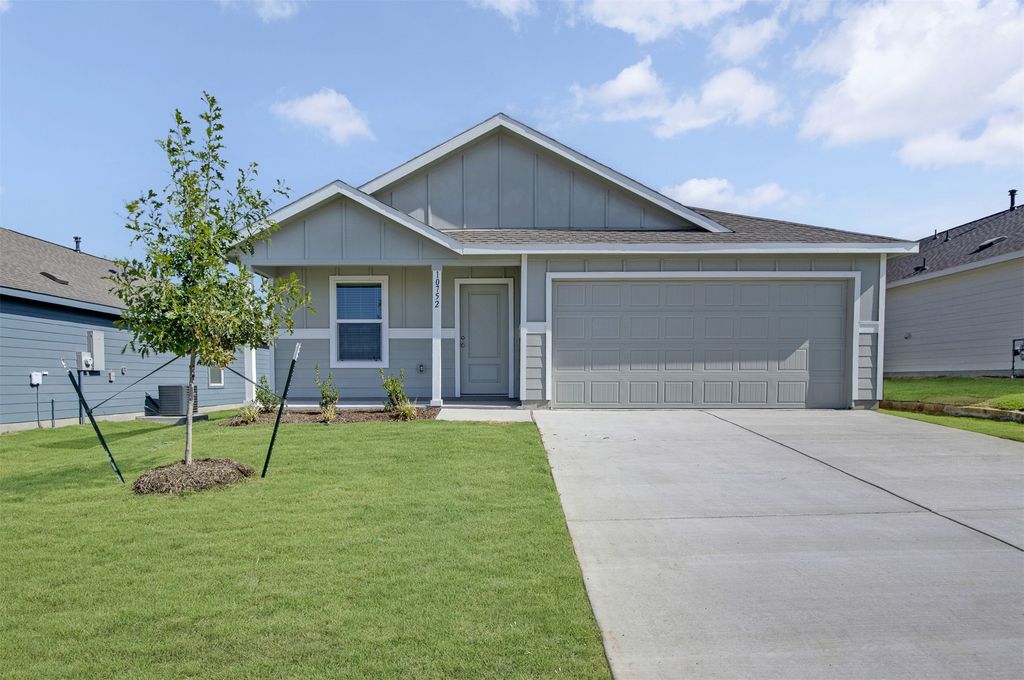 10752 Gun Barrel Street, Fort Worth, TX 76108