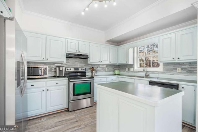 812 Pinder Point Court, Lawrenceville, GA 30043