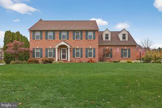 339 CARTER MOIR DR, Lancaster, PA 17601