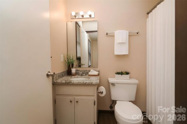 525 SW 12th Street SW 29, Hickory, NC 28602