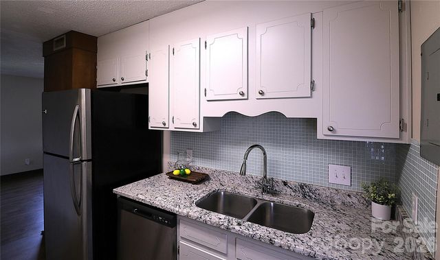 525 SW 12th Street SW 29, Hickory, NC 28602
