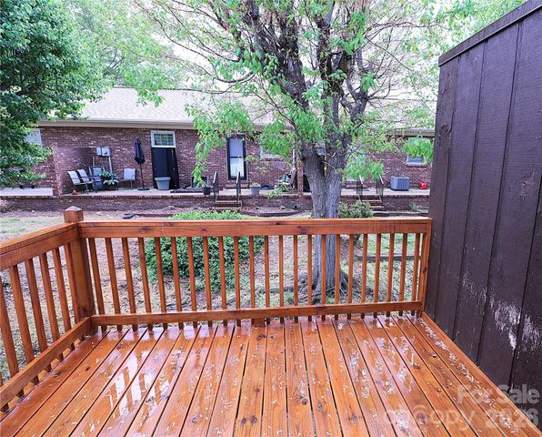 525 SW 12th Street SW 29, Hickory, NC 28602