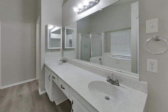 7811 Bluff Trail Drive, Humble, TX 77338